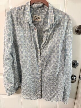 HOLDING HORSES Light Blue Printed Button-Up Shirt